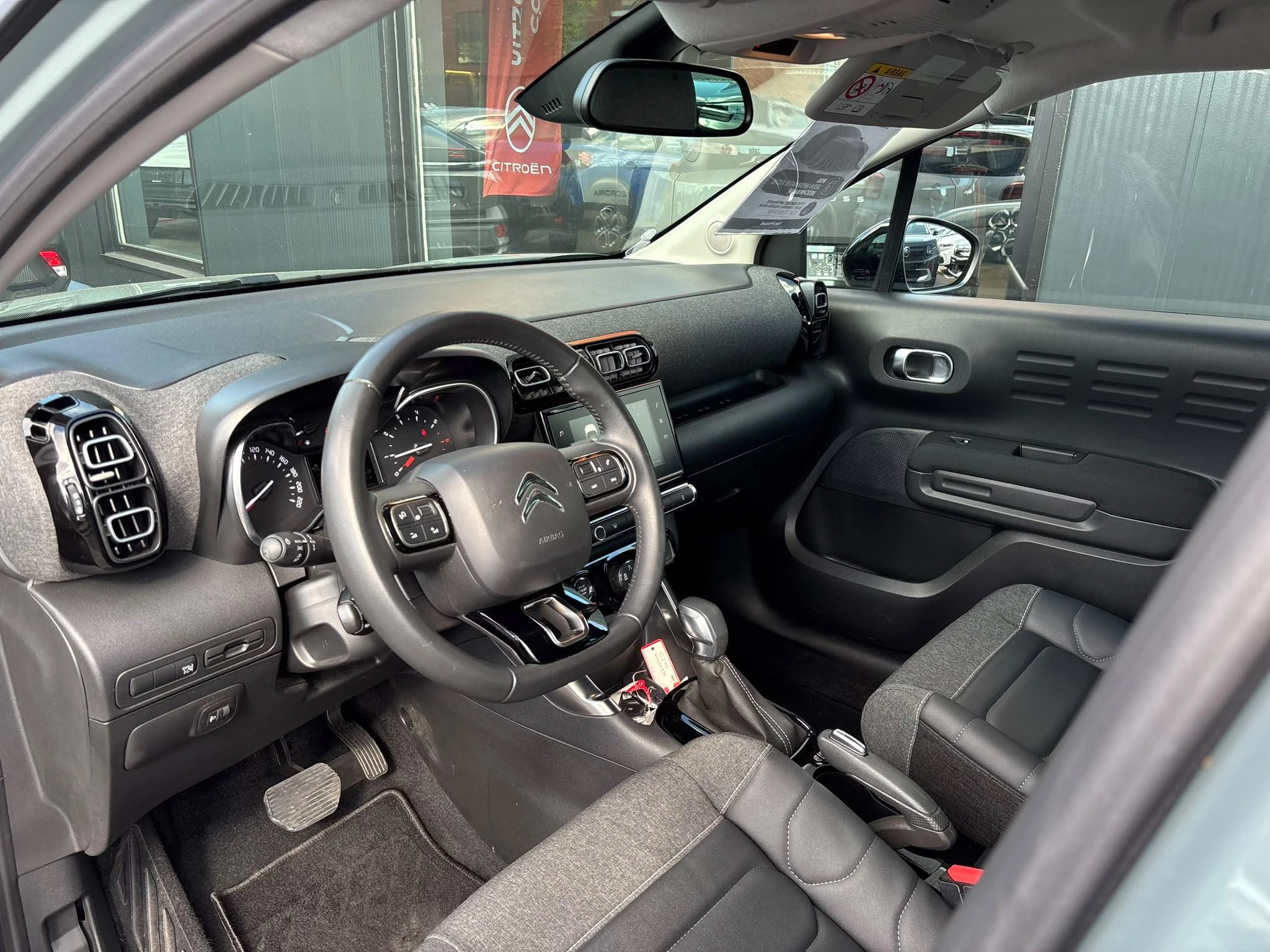 Citroën C3 Aircross 1.2 PureTech 130 S&S EAT6 Shine Pack