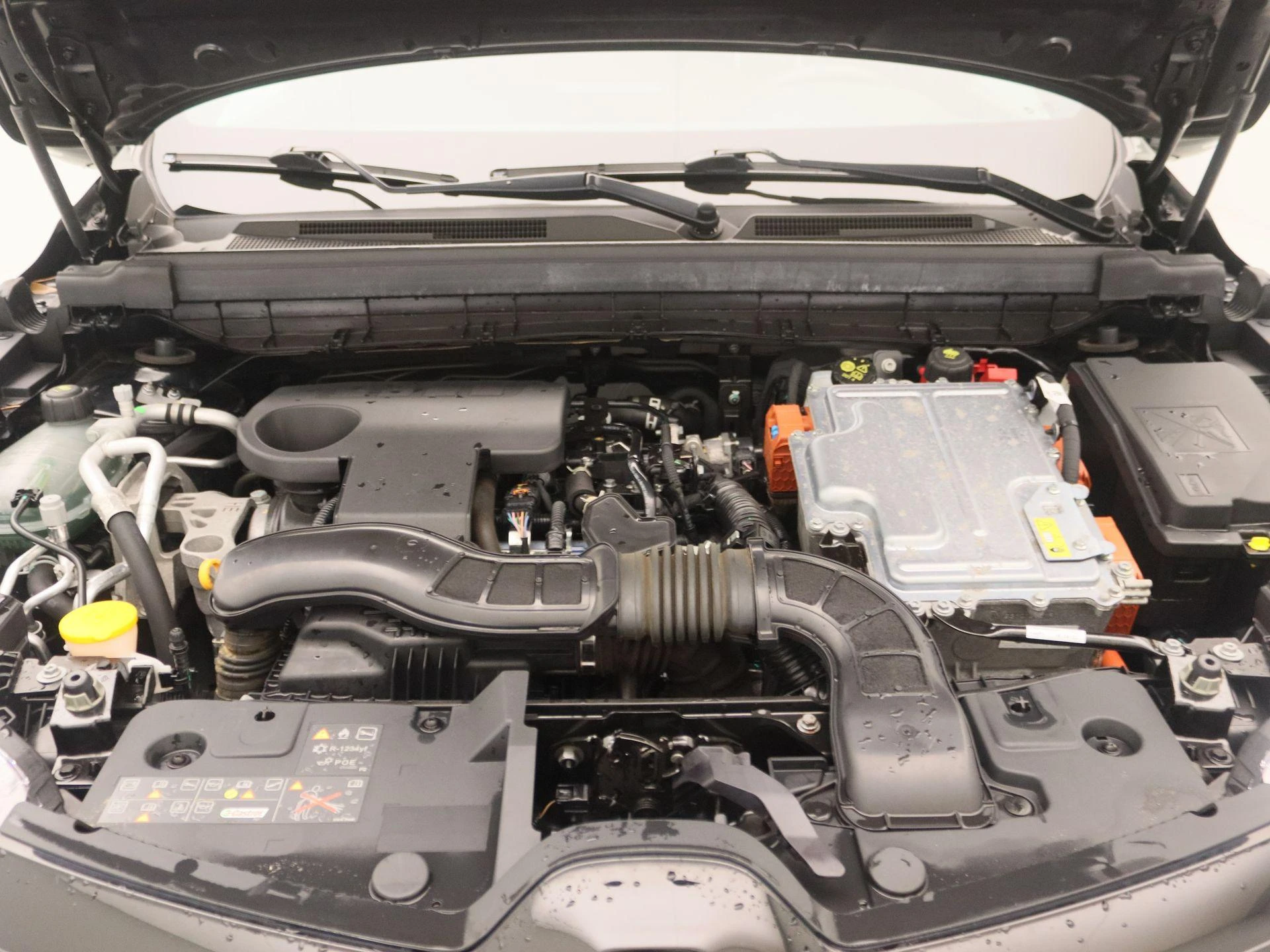 Renault-Arkana-image-26