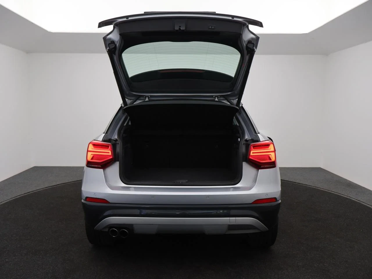Audi Q2 Audi Q2 1.4TFSI 150PK *AUTOMAAT*LEDER*PANODAK*PDC*NAVI*ACC*ZETELVERWARMING*...*