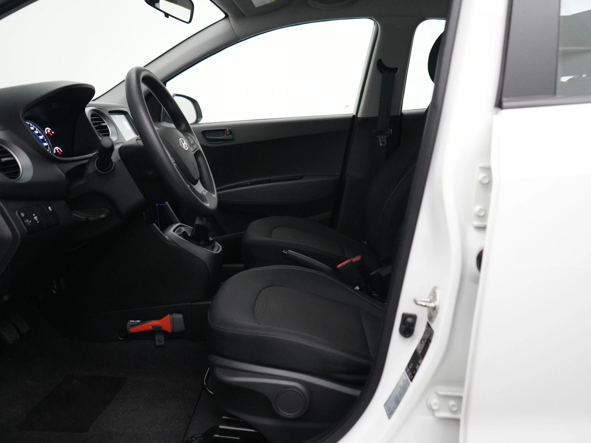 Hyundai-i10-image-32