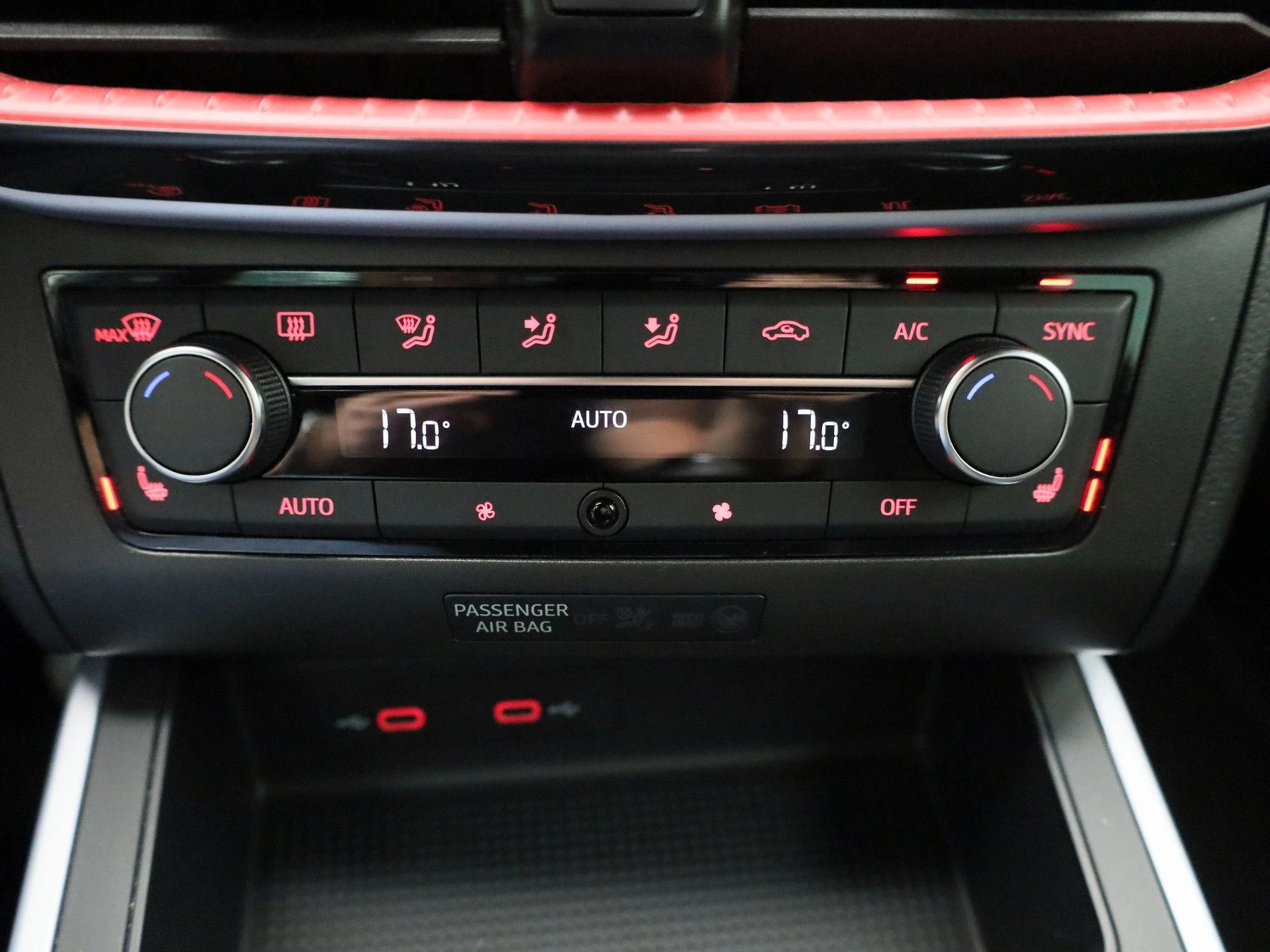 SEAT-Arona-image-21