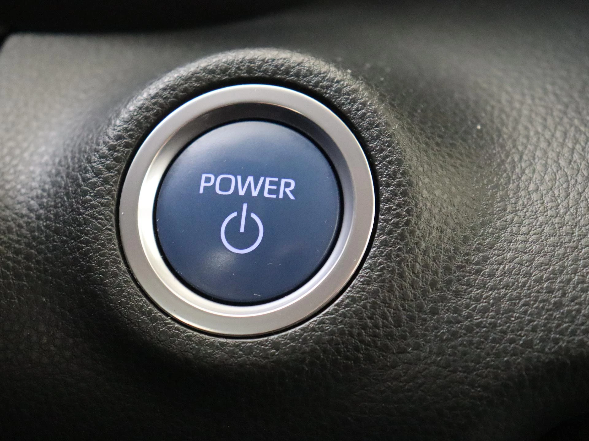 Toyota-Yaris-image-19