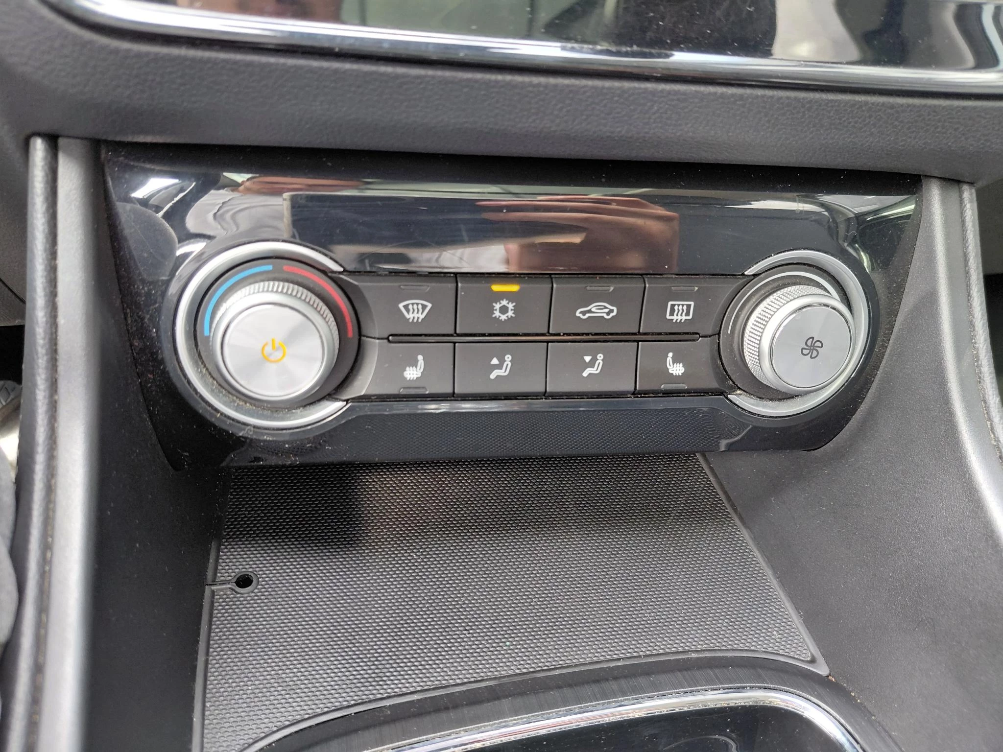 MG-ZS EV-image-18