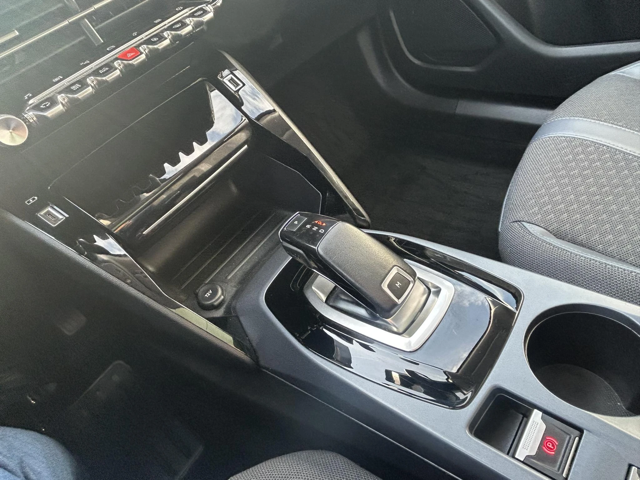 Peugeot-2008-image-18