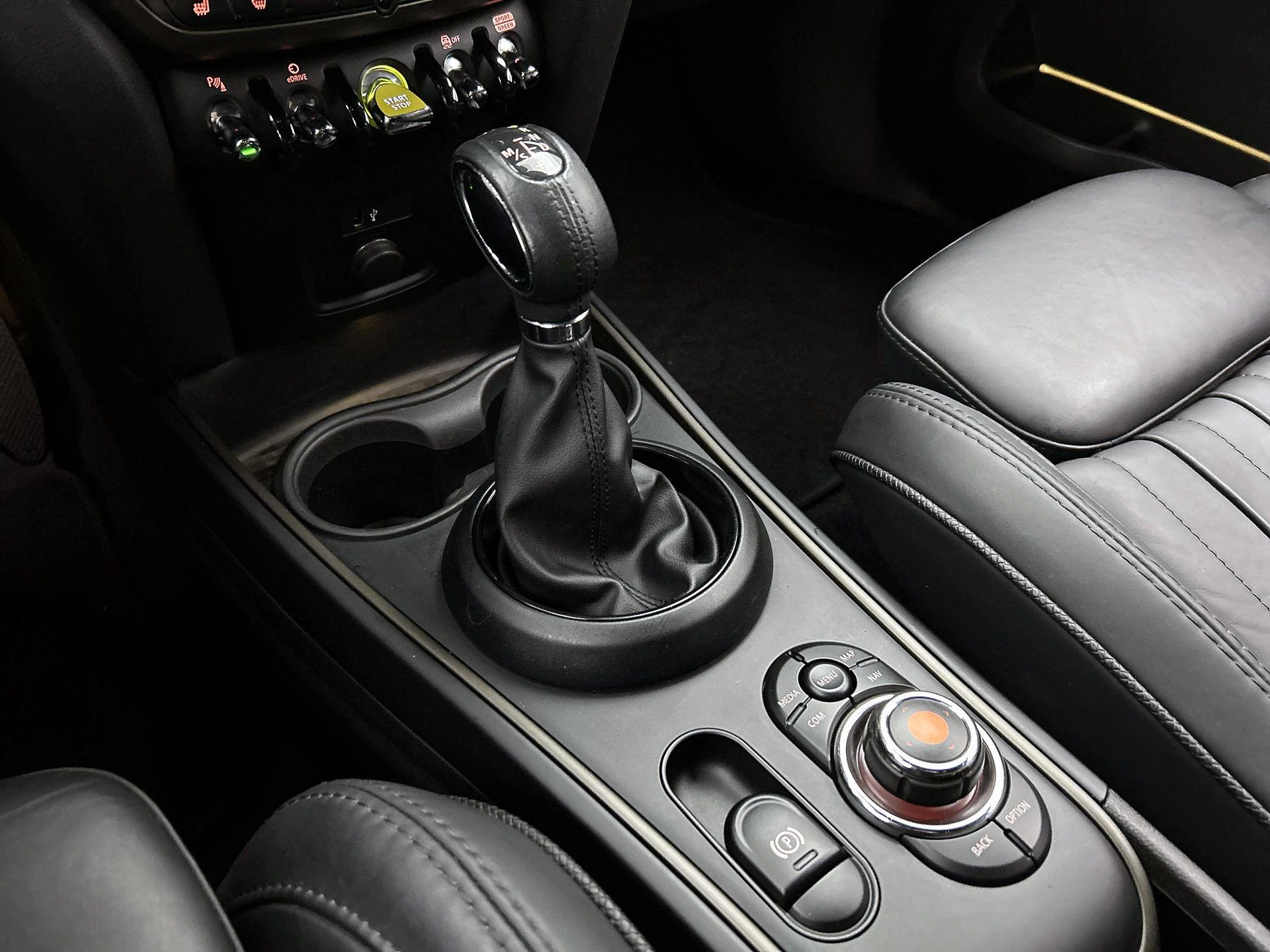 MINI-Countryman-image-33