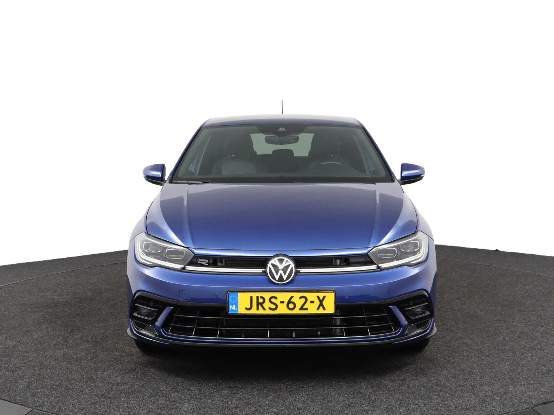 Volkswagen-Polo-image-8