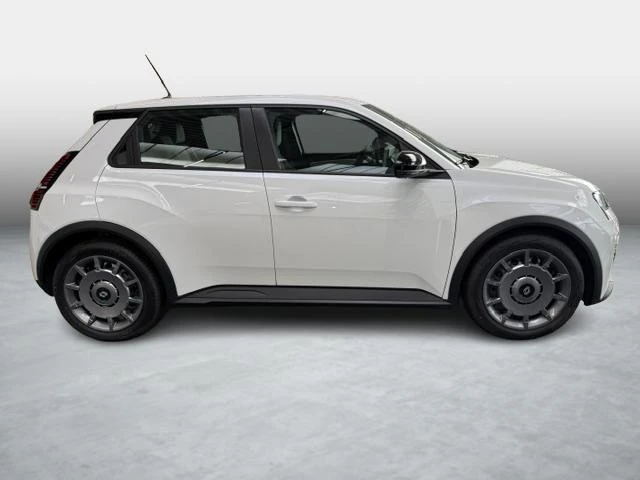 Renault-5-image-3