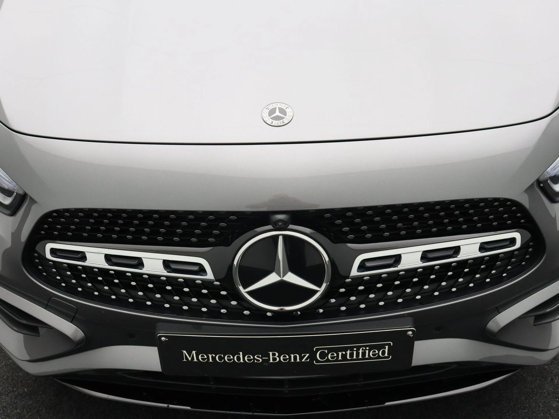 Mercedes-Benz GLA 250 e AMG Line + PREMIUM PLUS PACK + TREKHAAK + PANO + CARPLAY +