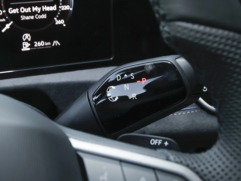 Volkswagen-Tiguan-image-16