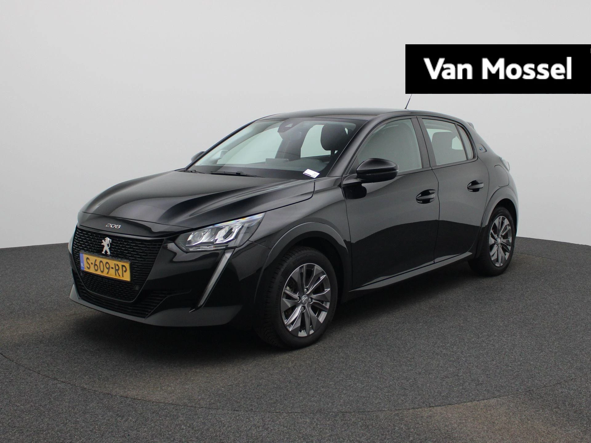 Peugeot-e-208-image-0