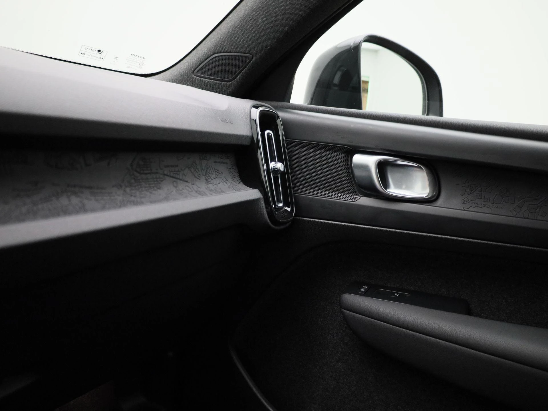 Volvo-XC40-image-23