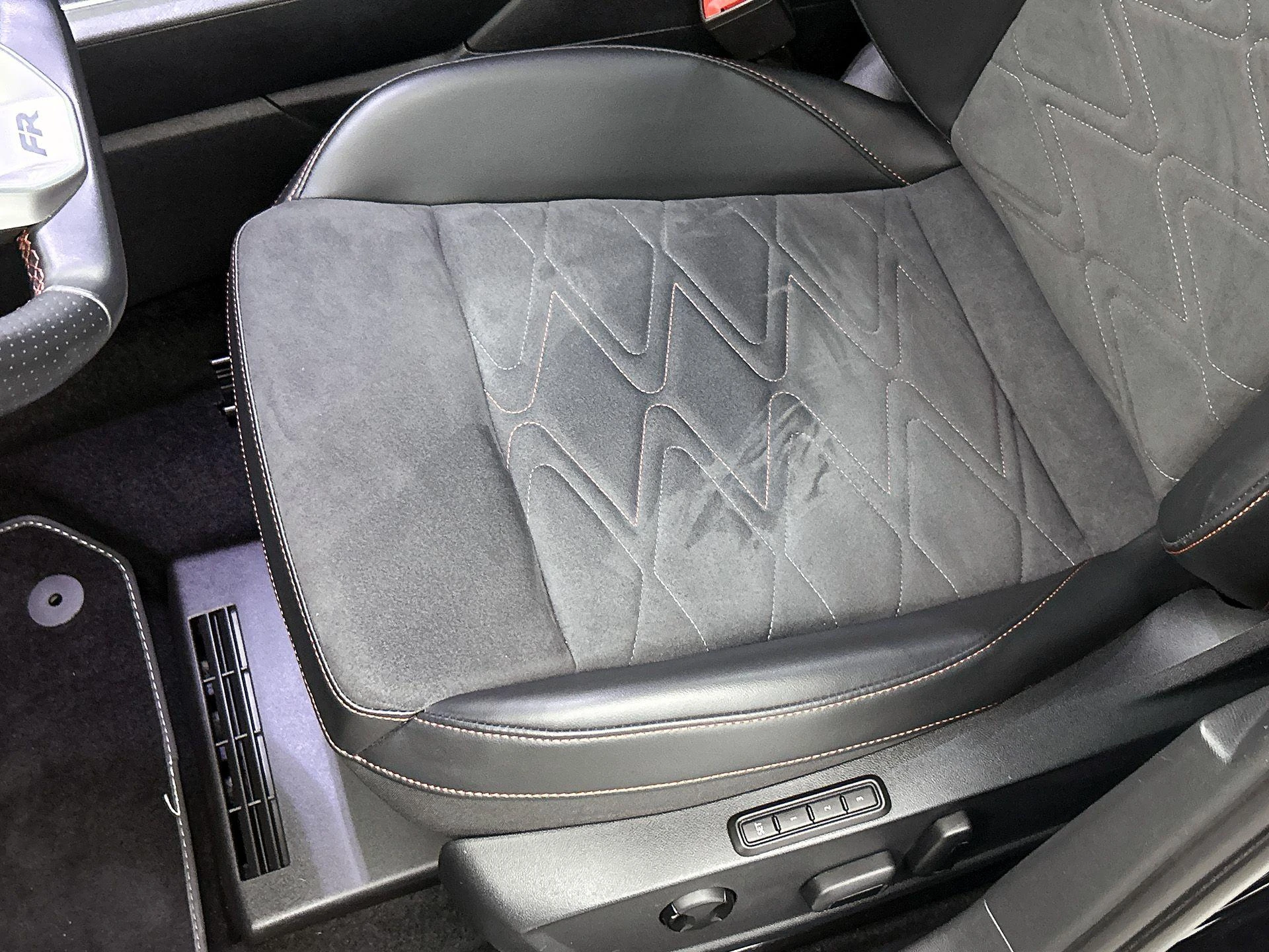 SEAT-Leon-image-18