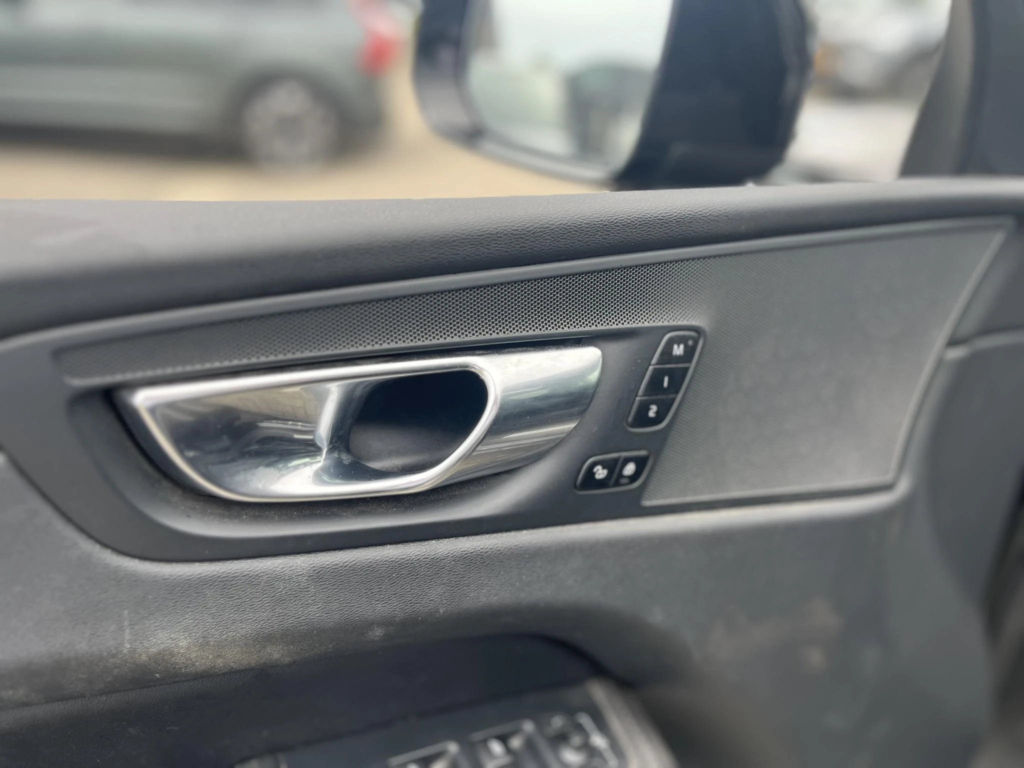 Volvo-XC60-image-7