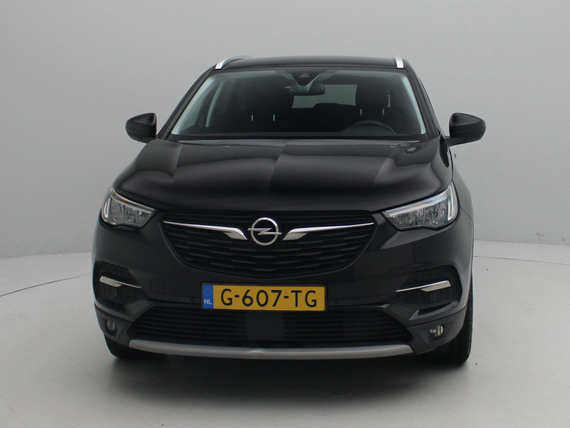 Opel-Grandland X-image-2