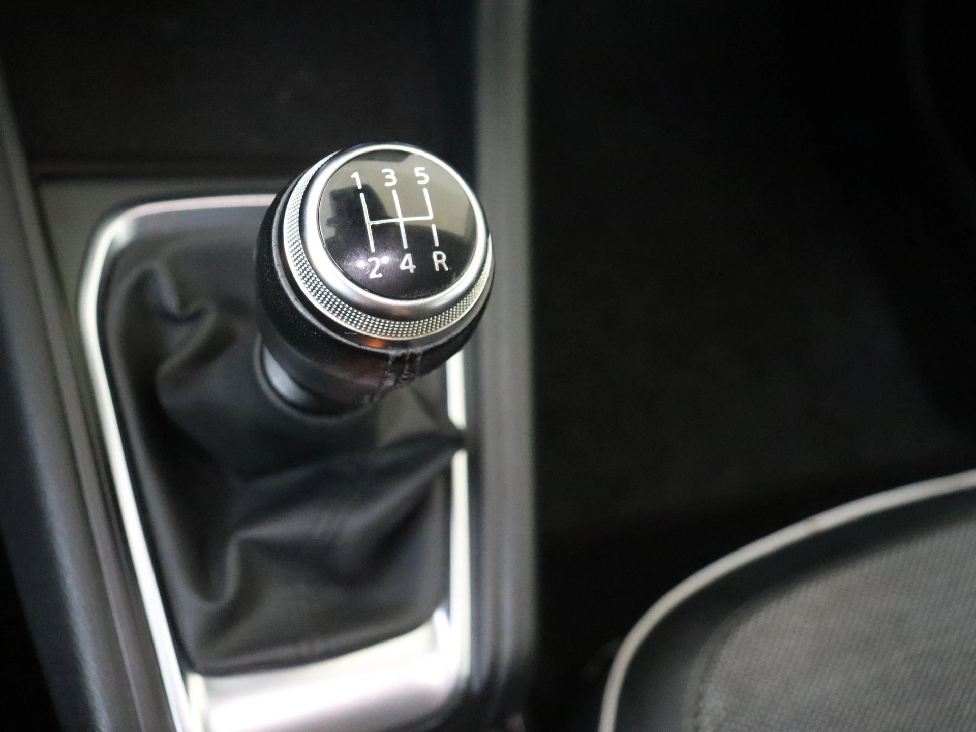 Renault-Captur-image-13