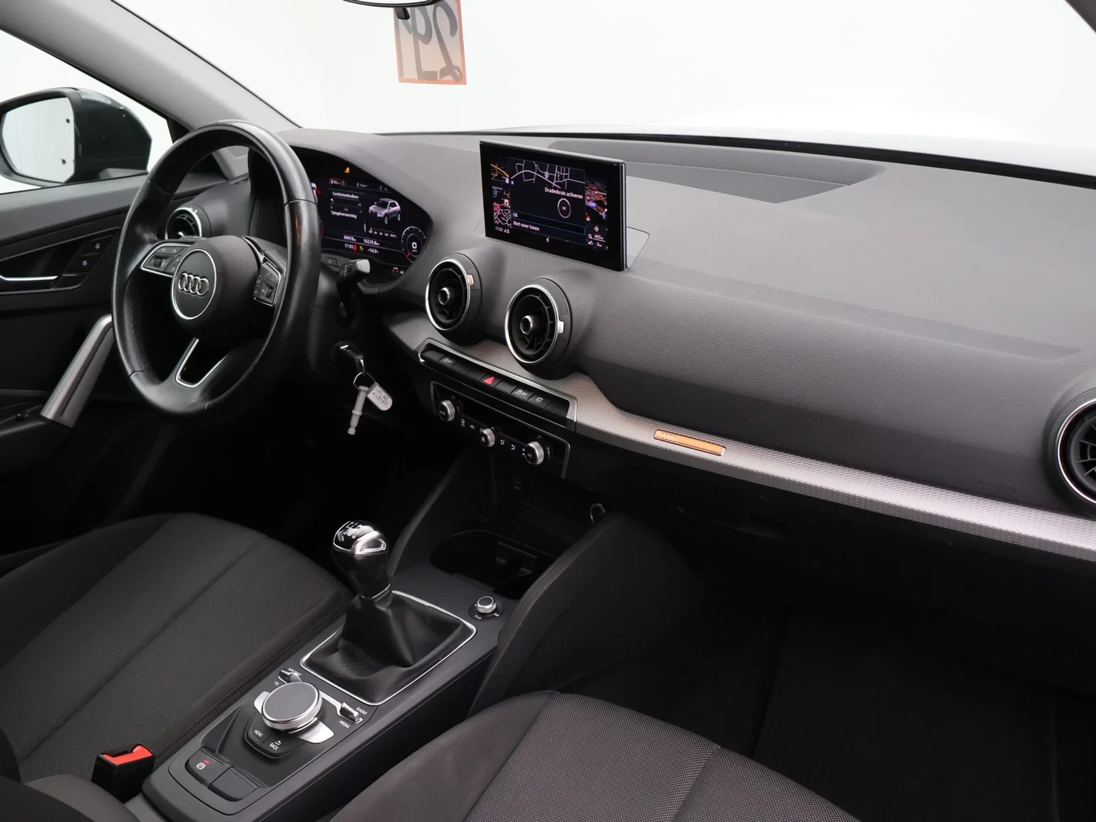 Audi Q2 Audi Q2 Attraction 30TFSI 110PK *TREKHAAK*VIRTUAL COCKPIT*NAVI*PDC ACHTER*CRUISE*...*