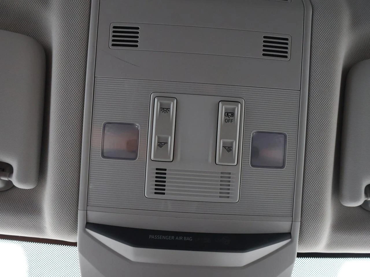 Volkswagen-T-Roc-image-22
