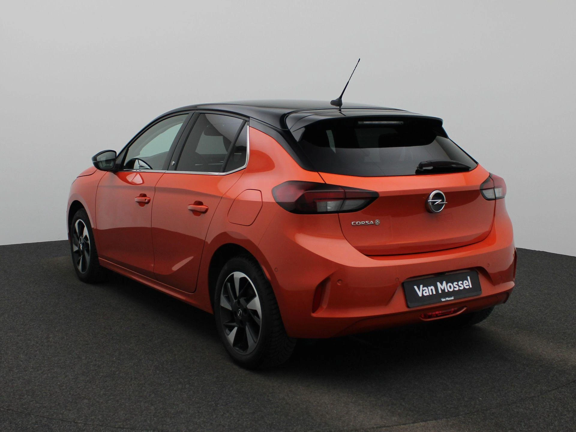 Opel-Corsa-e-image-1