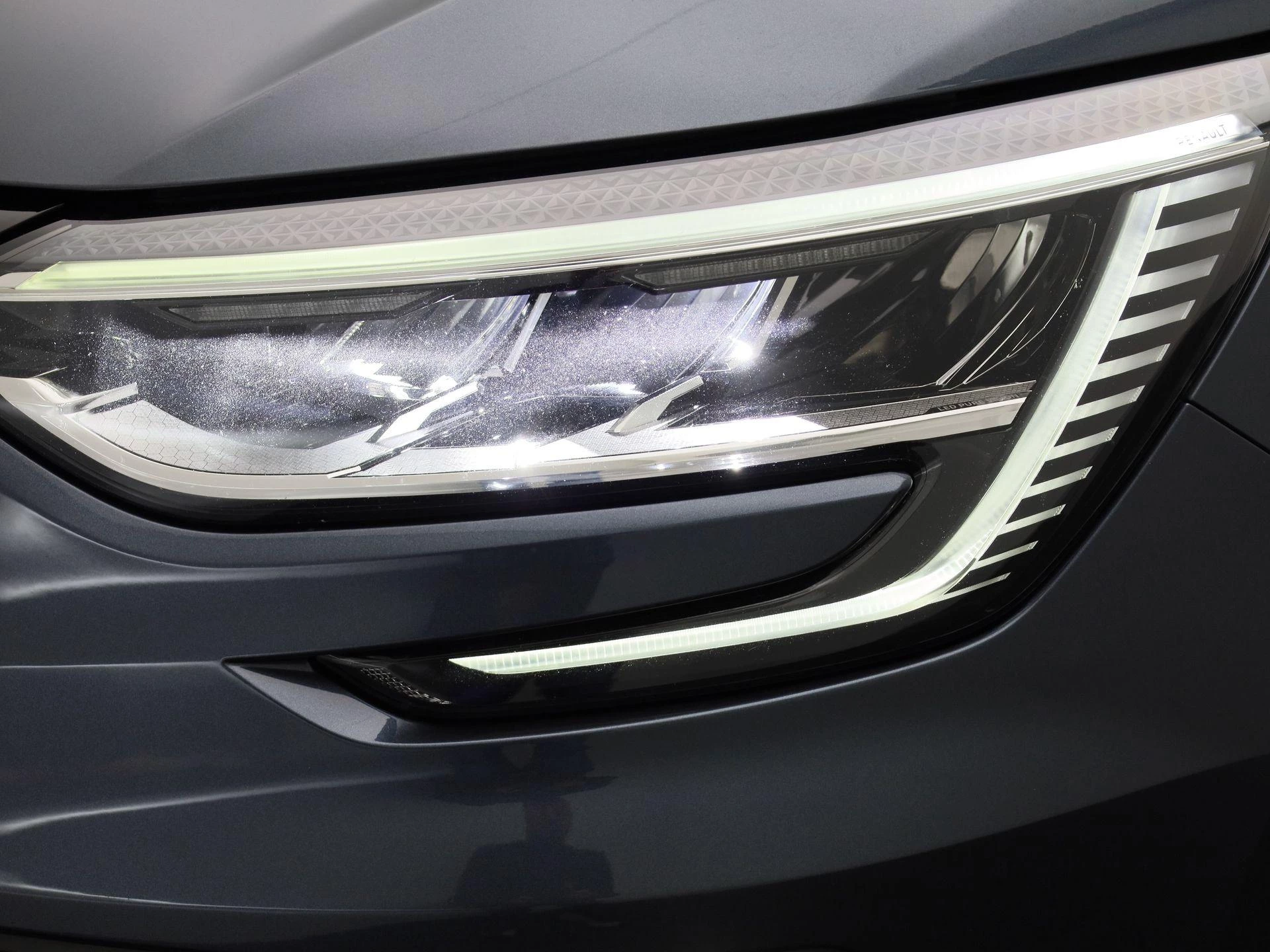 Renault-Mégane-image-12