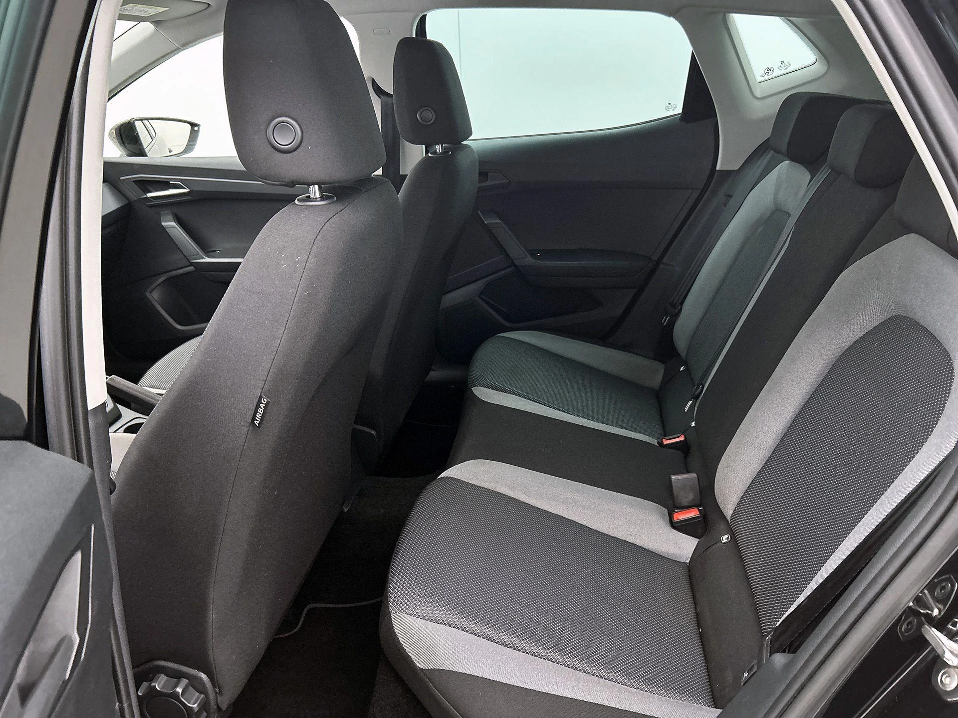 SEAT-Ibiza-image-25