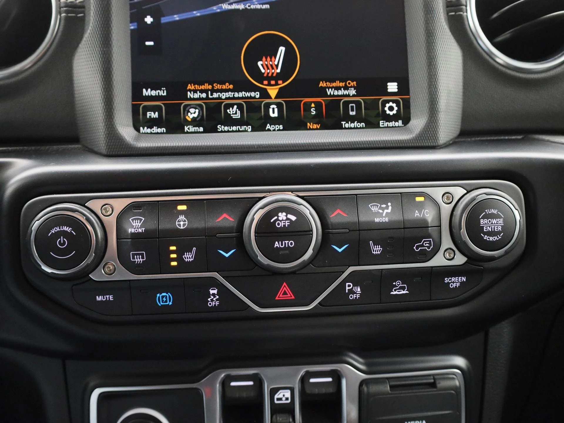 Jeep Wrangler 2.0T Sahara 4xe 380pk