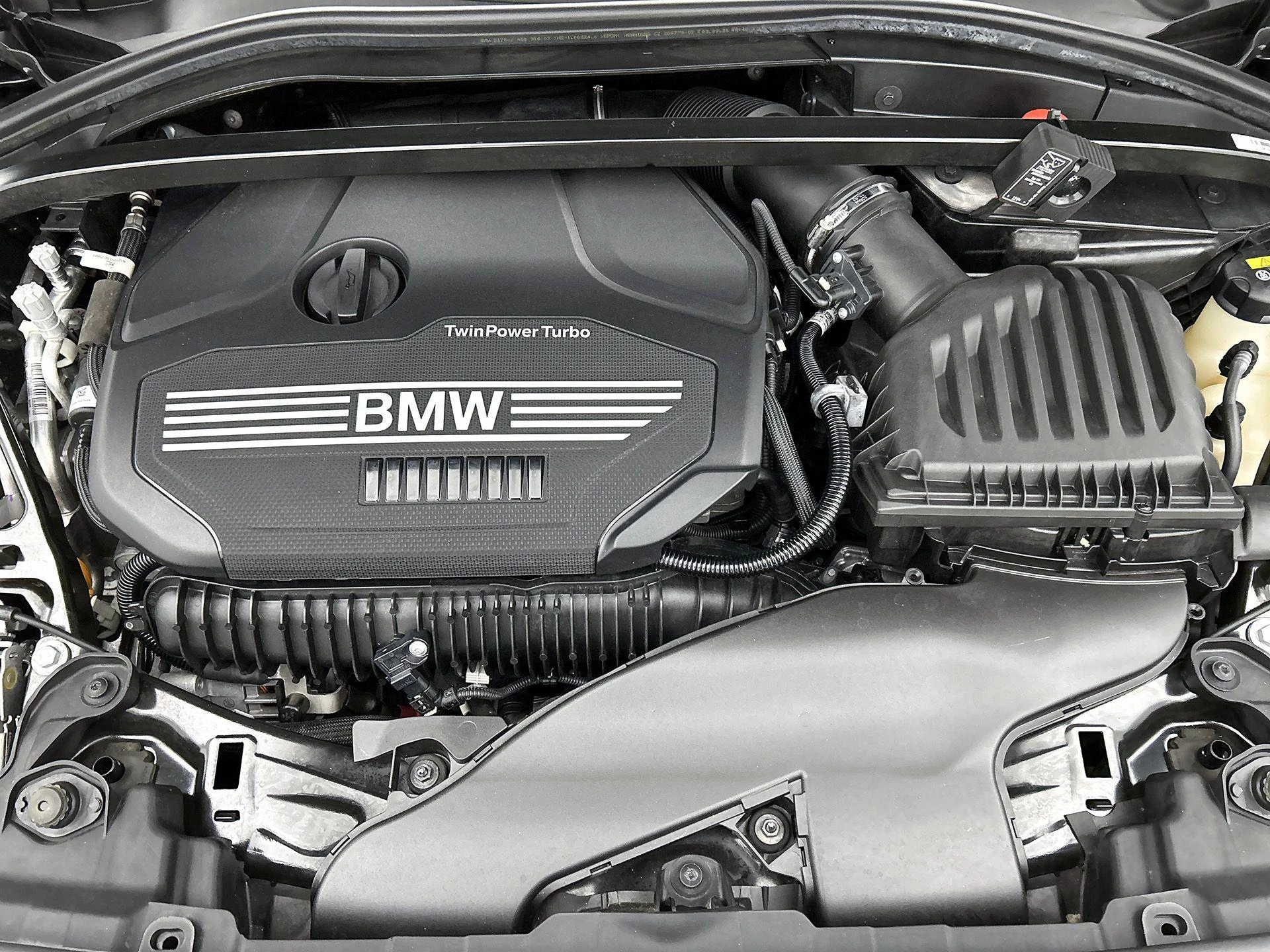 BMW-2 Serie-image-37