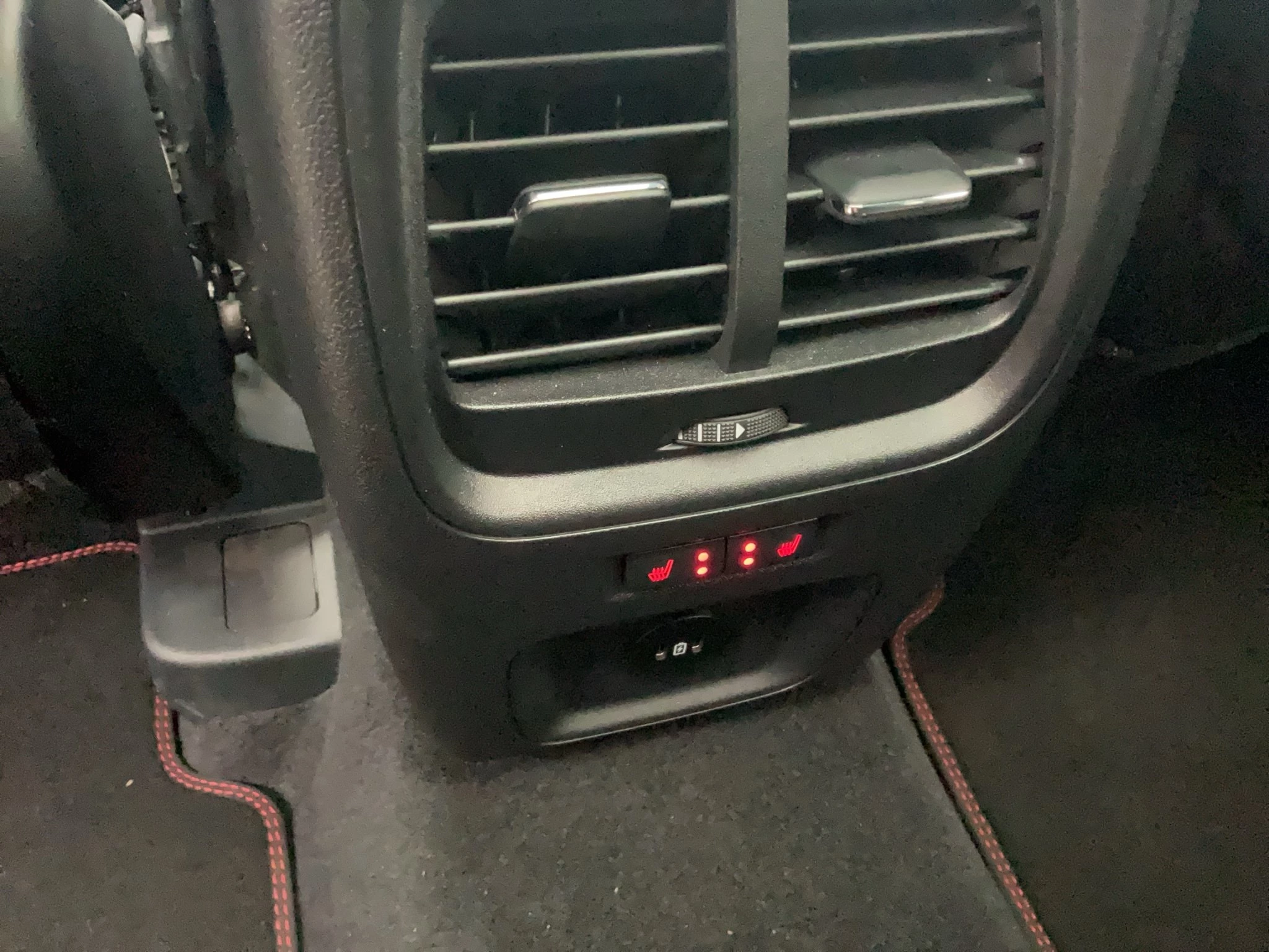 Ford Kuga ST-Line X | ACC | PANO | AHK | KAMERA