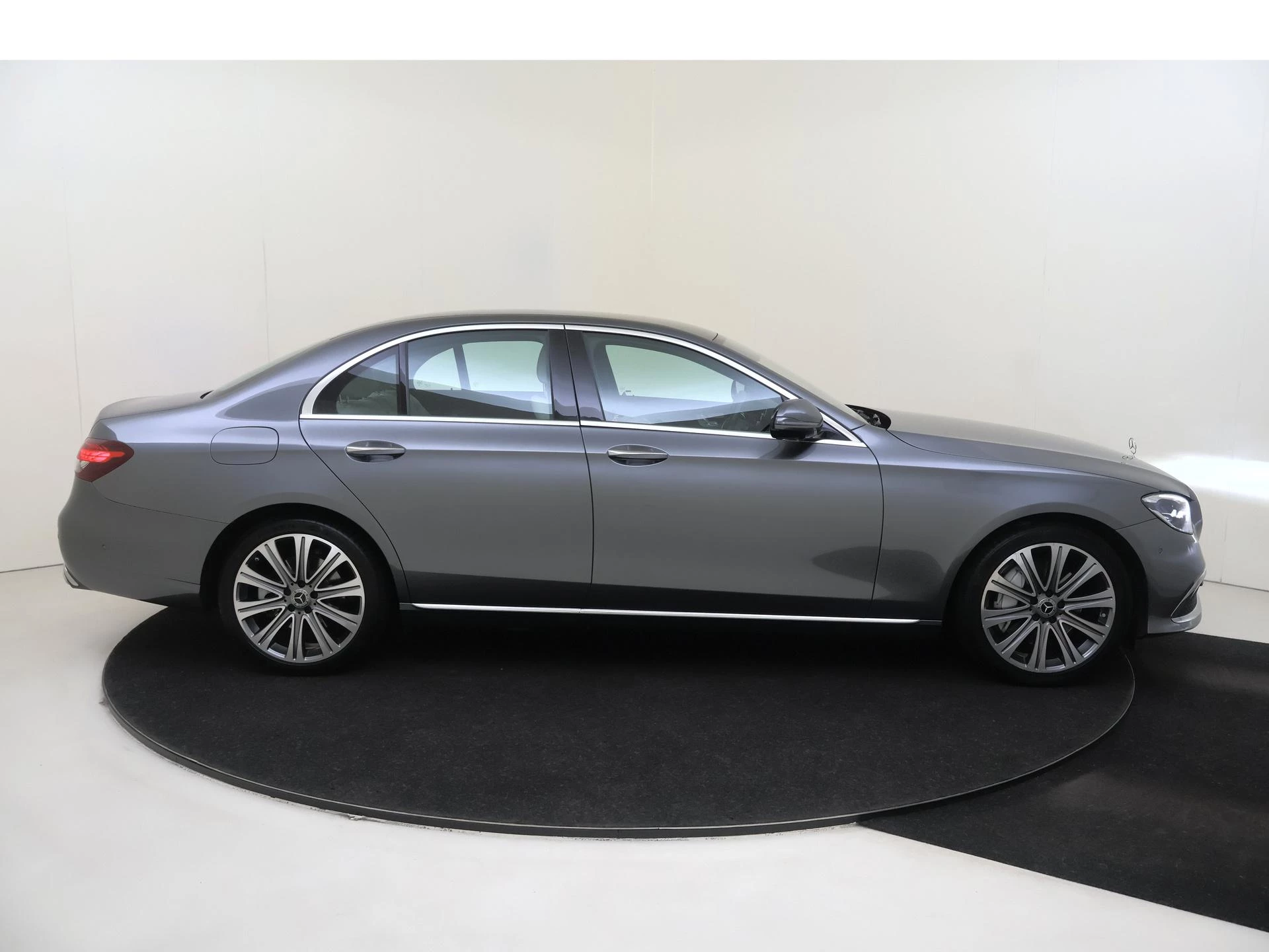 Mercedes-Benz E-Klasse 300 de Luxury Line
