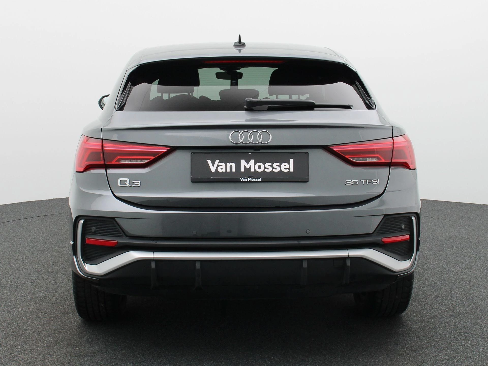 Audi-Q3-image-5