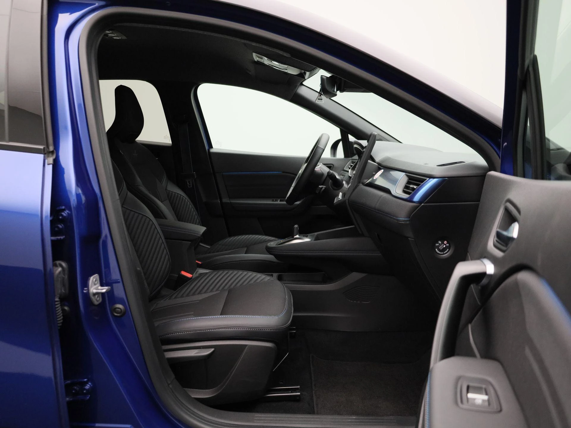 Renault-Captur-image-36