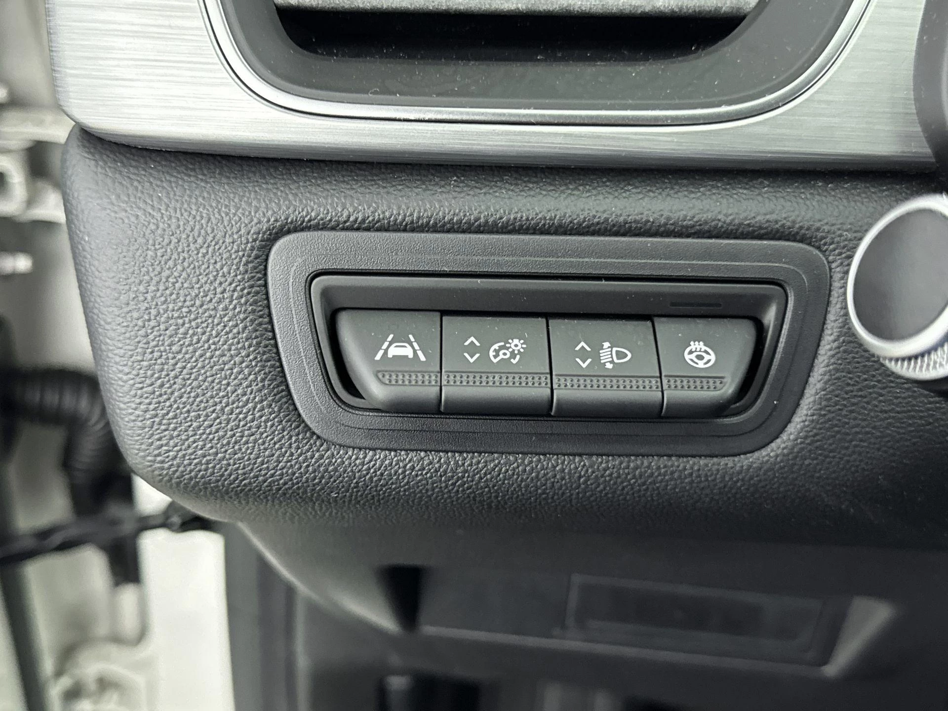 Renault-Captur-image-12