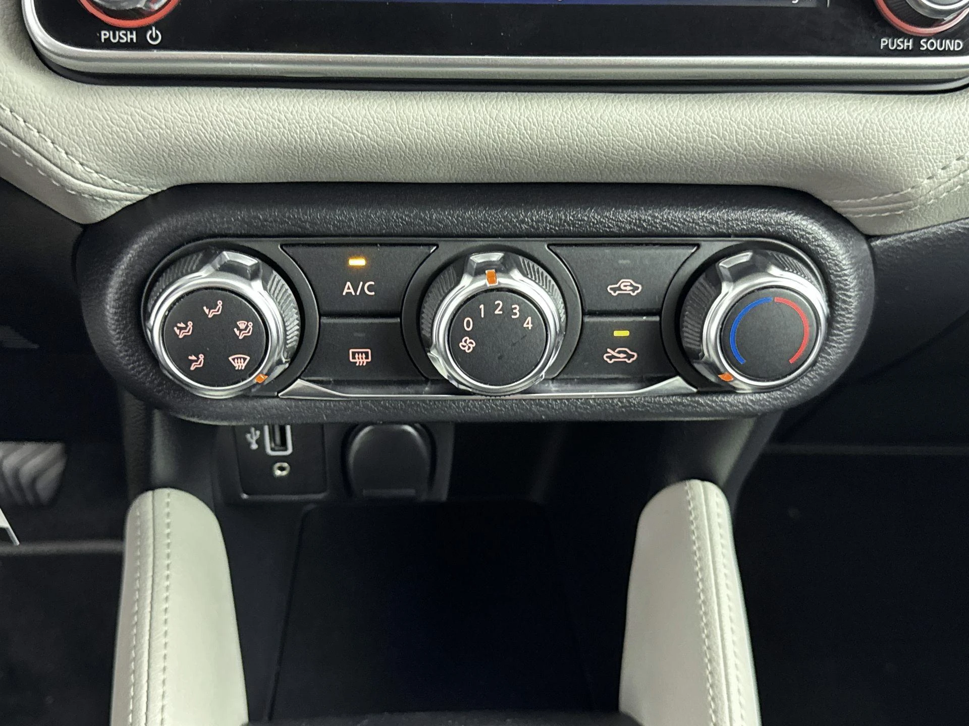 Nissan-Micra-image-16
