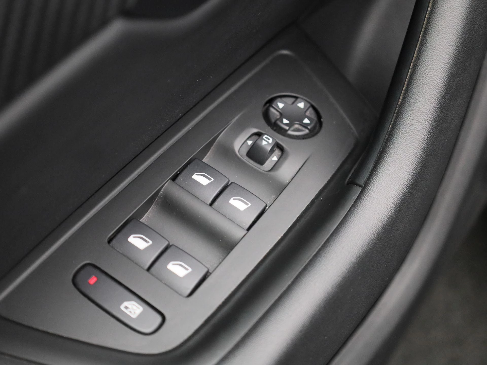 Peugeot 508 SW 1.6 Hybrid 225 e-EAT8 Allure Pack