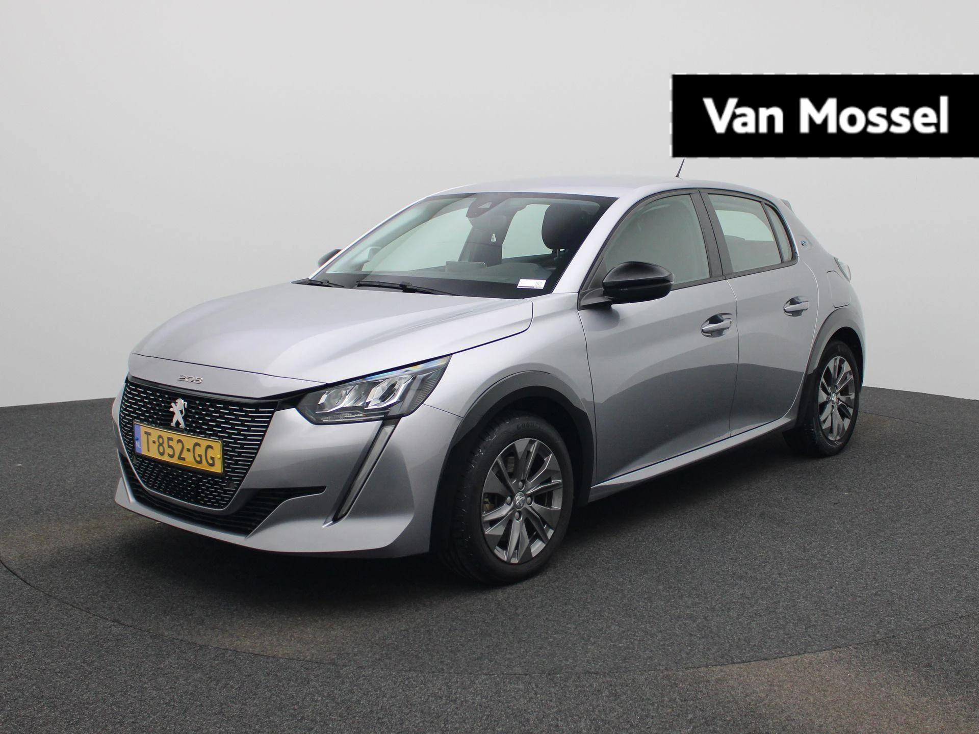 Peugeot-e-208-image-0