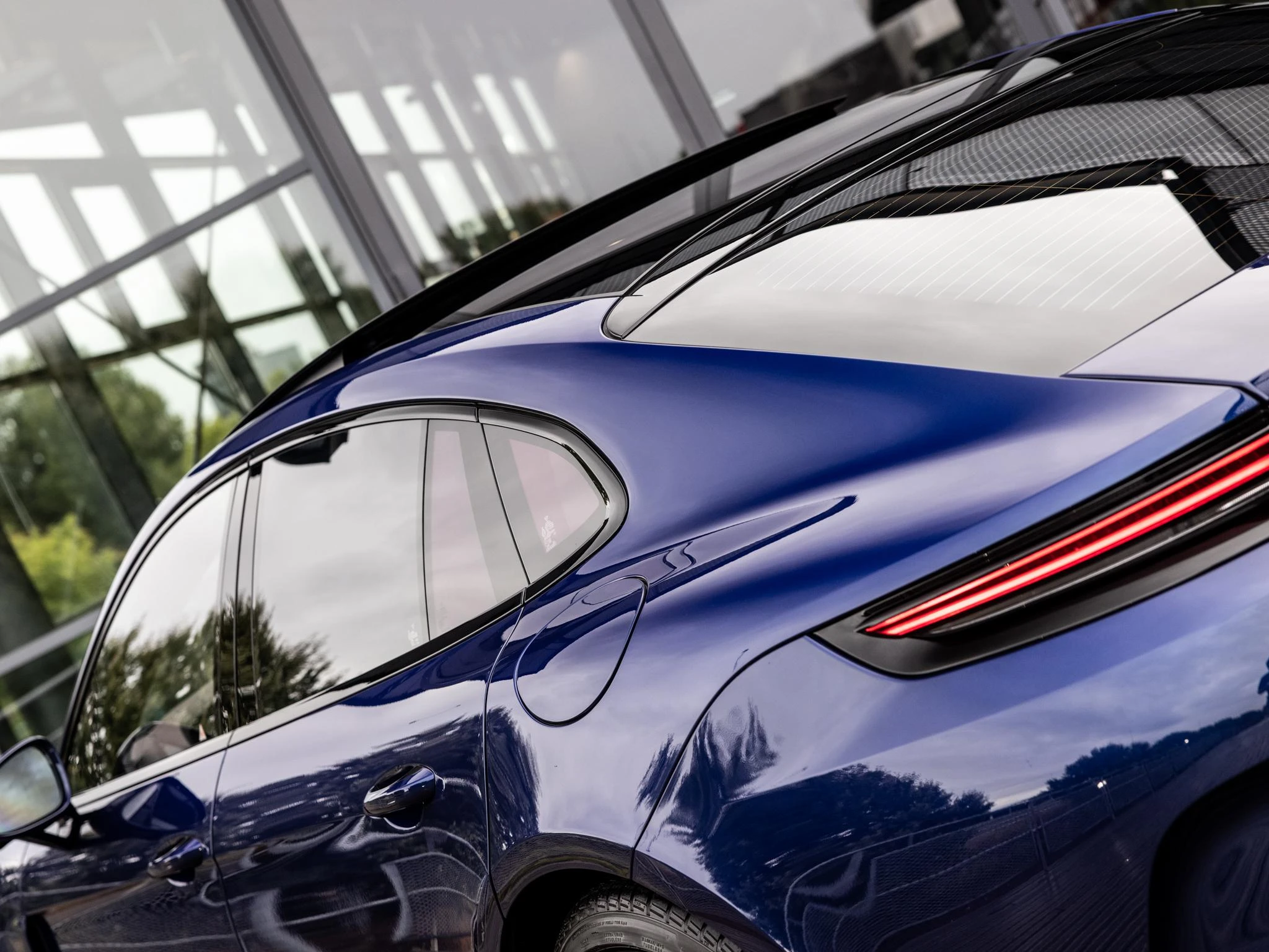 Porsche-Panamera-image-57