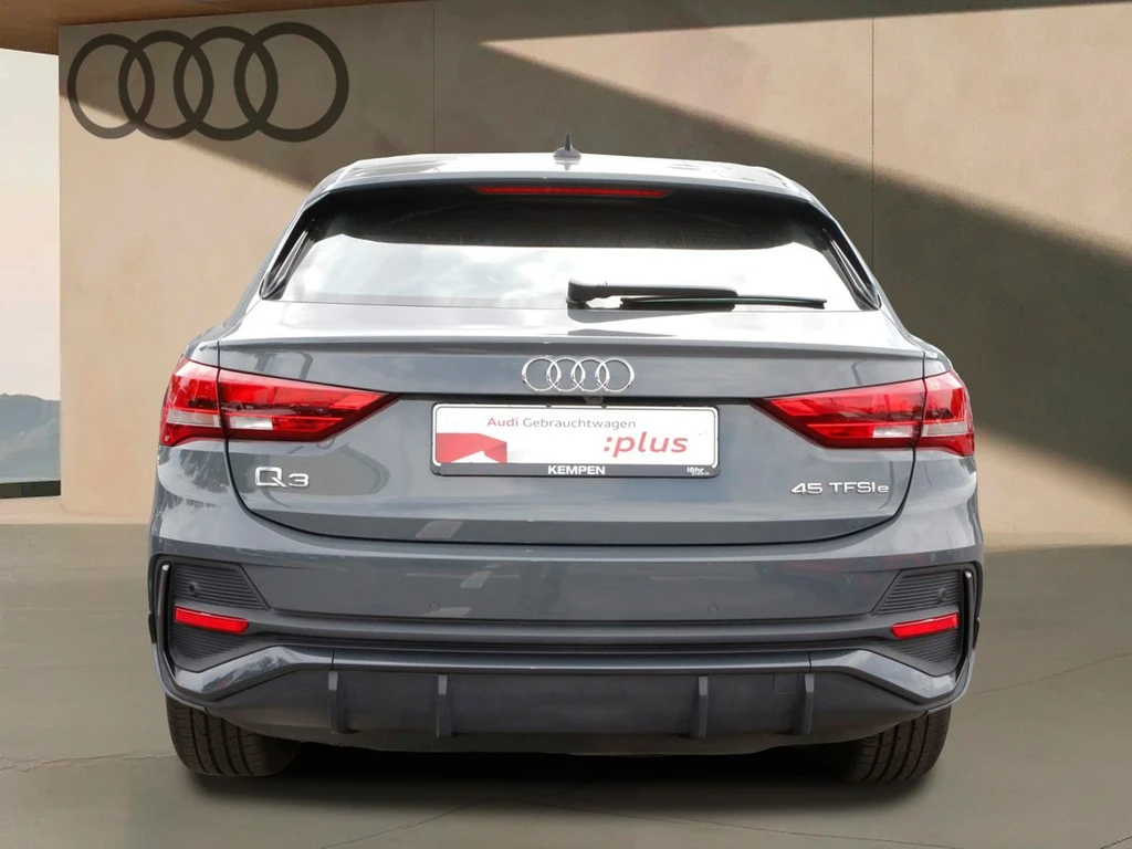 Audi-Q3-image-5