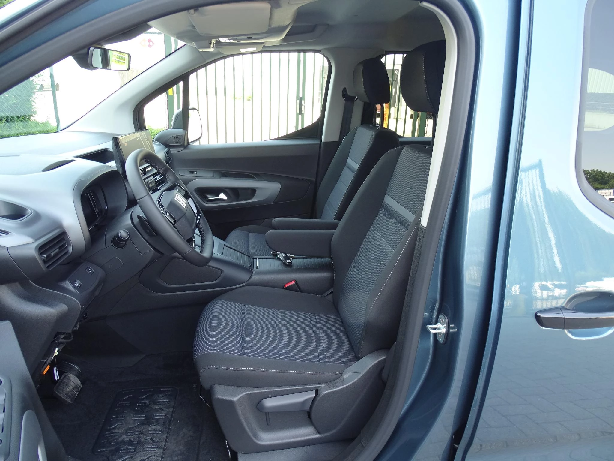 Fiat Qubo L 1.5 BlueHDI 130 S&S AT La Prima Long+7 seats+gps+c