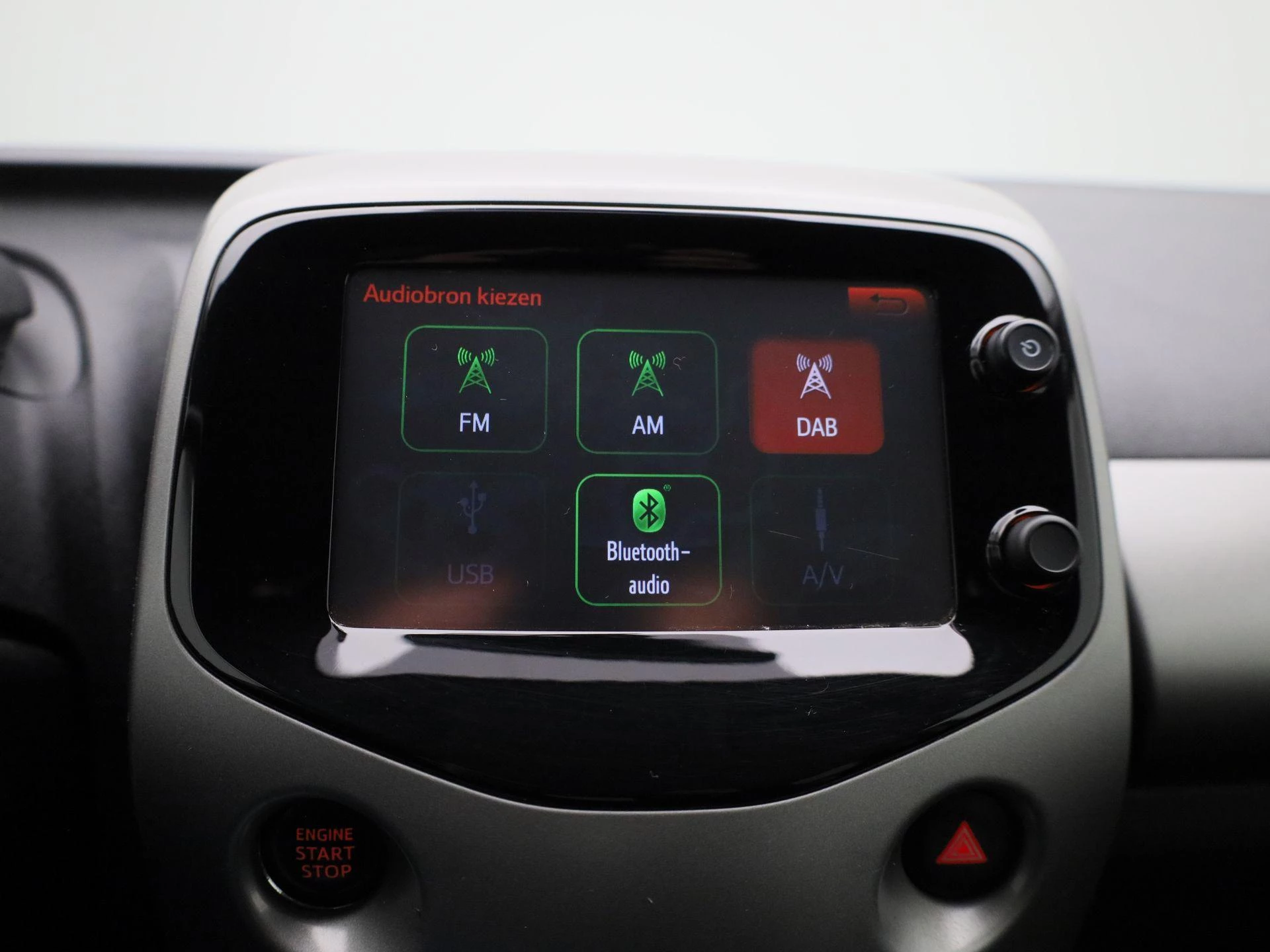 Toyota Aygo 1.0 VVT-i x-wave