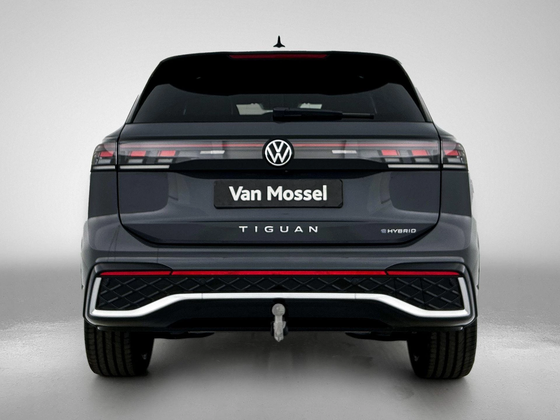 Volkswagen-Tiguan-image-2