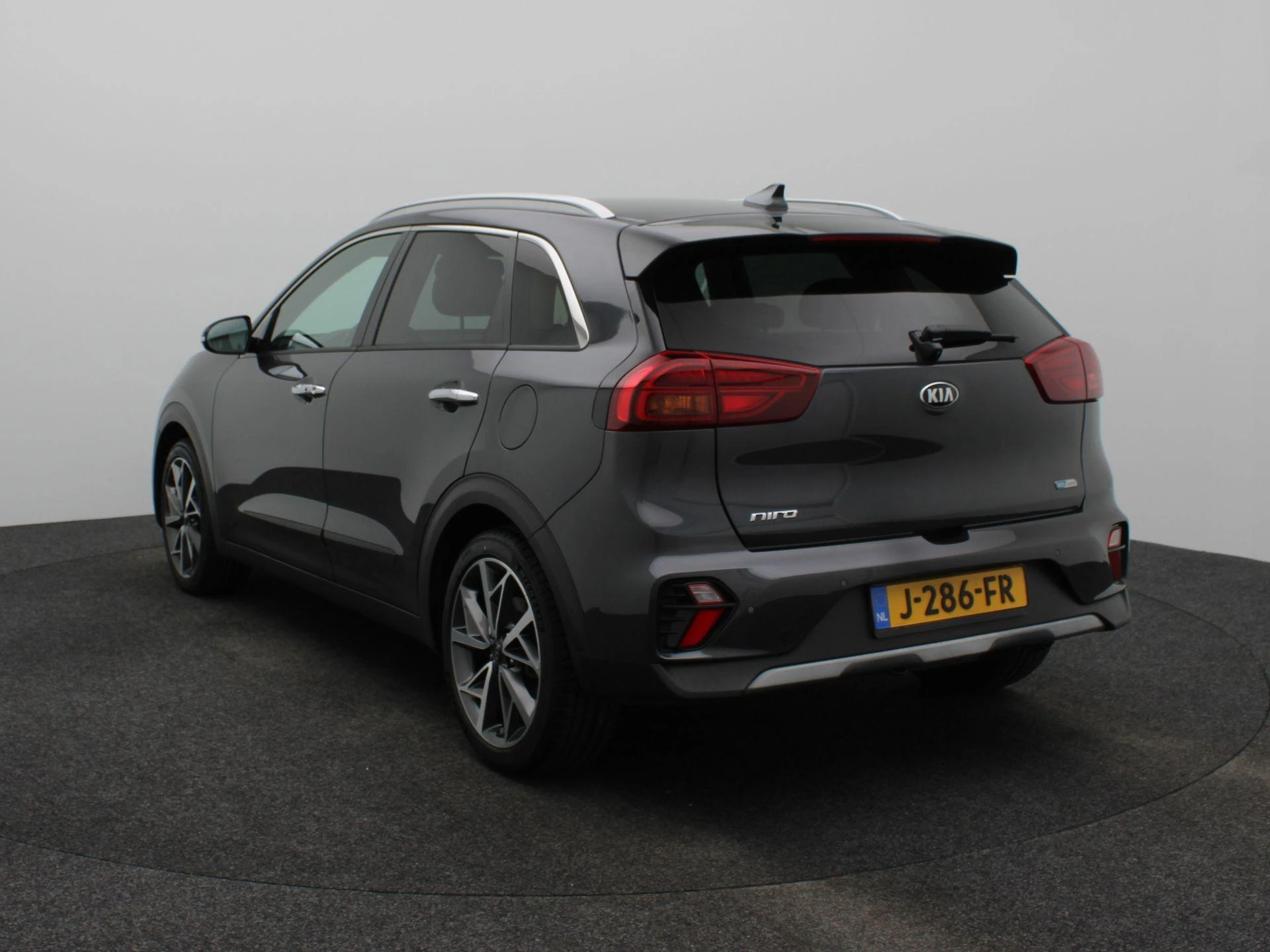 Kia-Niro-image-1
