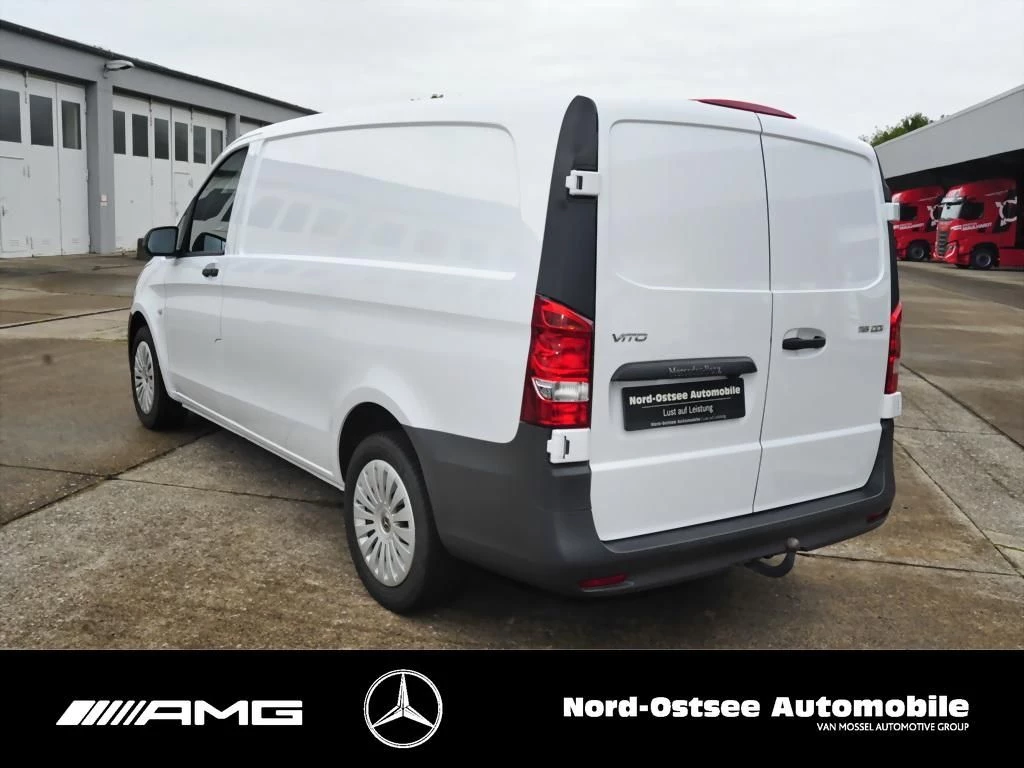 Mercedes-Benz-Vito-image-3