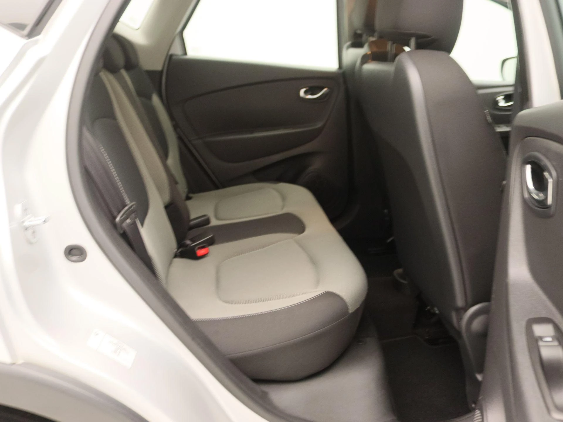 Renault-Captur-image-22