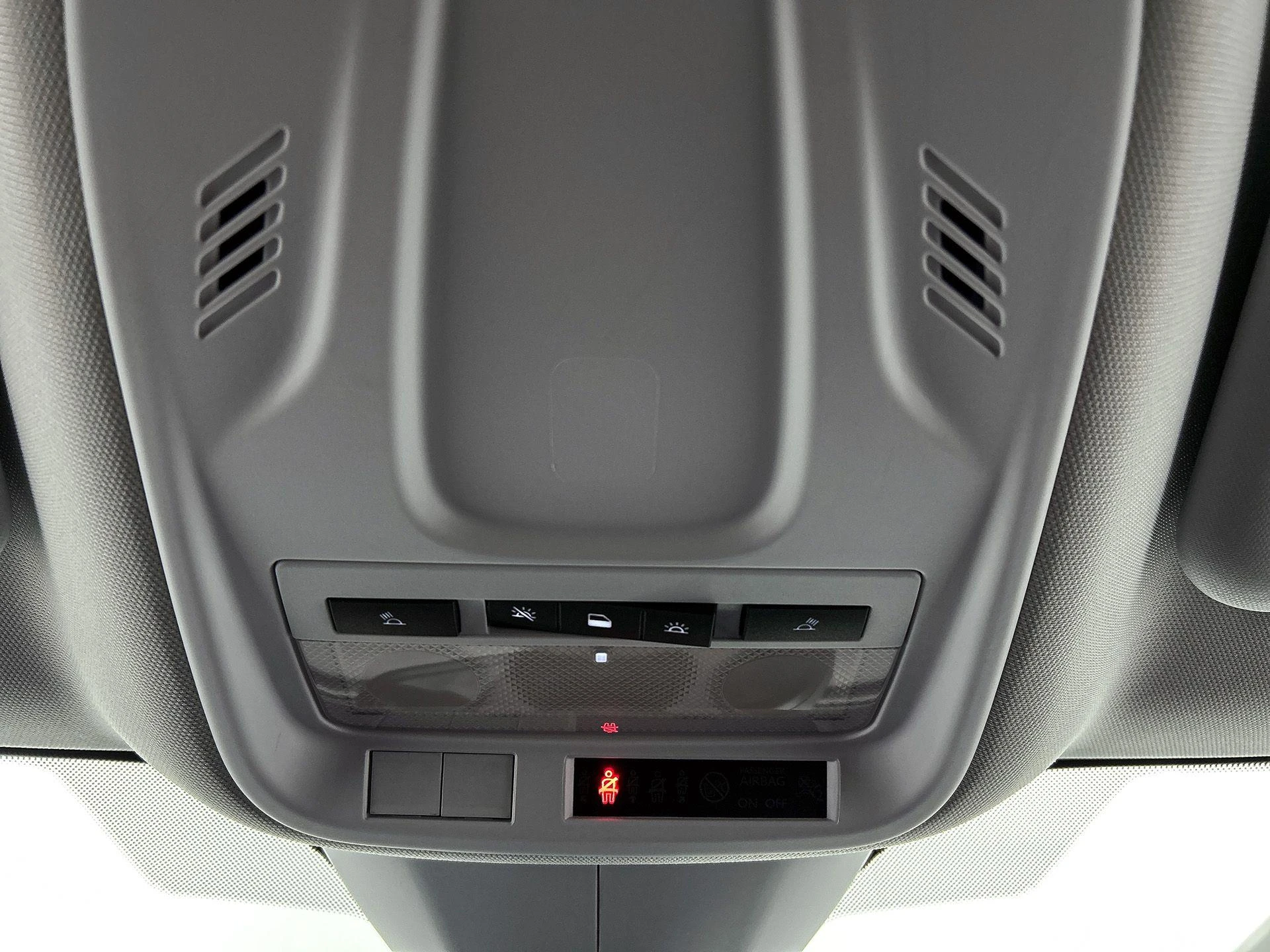 Opel-Grandland-image-12