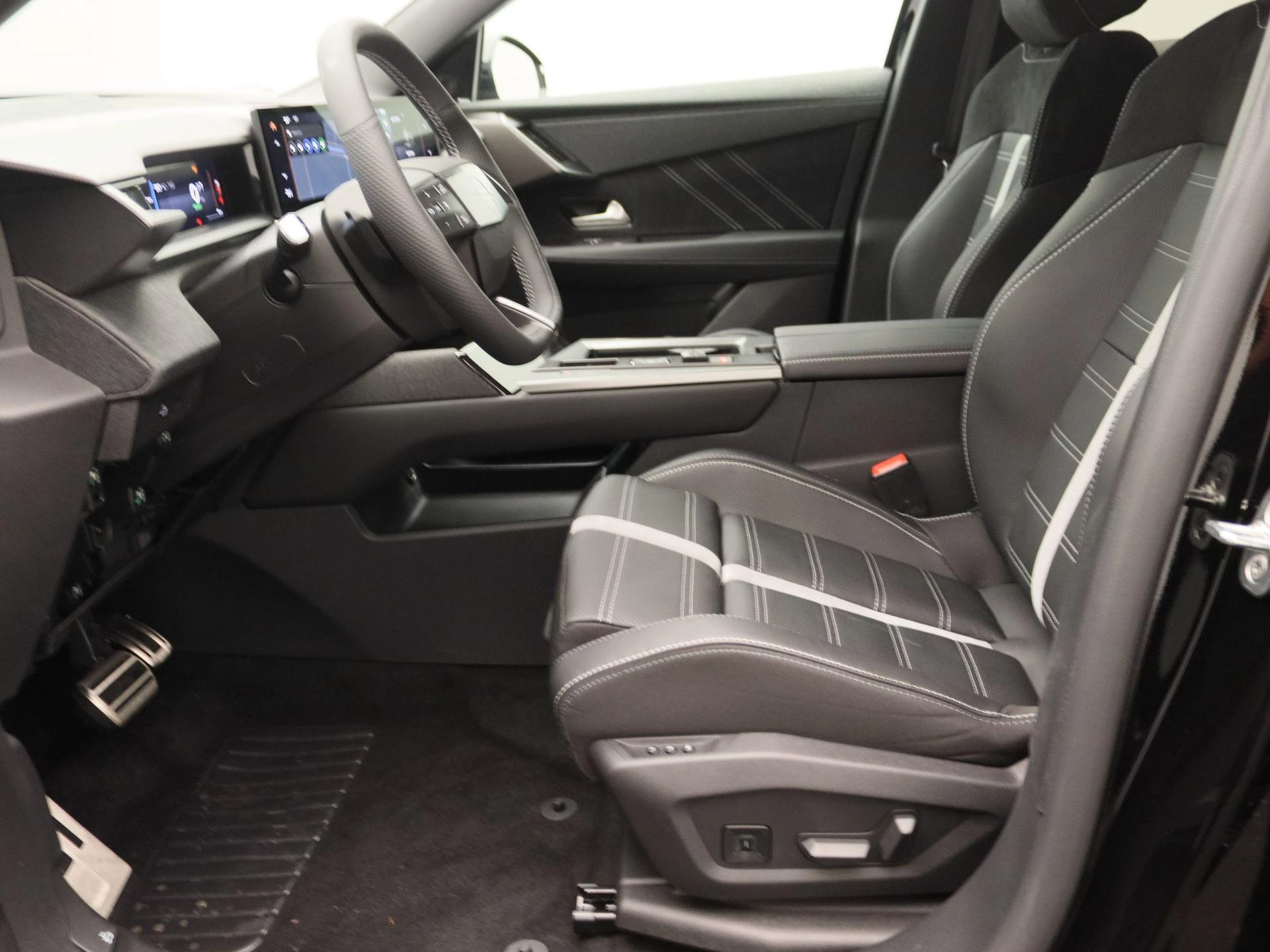 Opel Grandland Electric Ultimate AWD 73 kWh