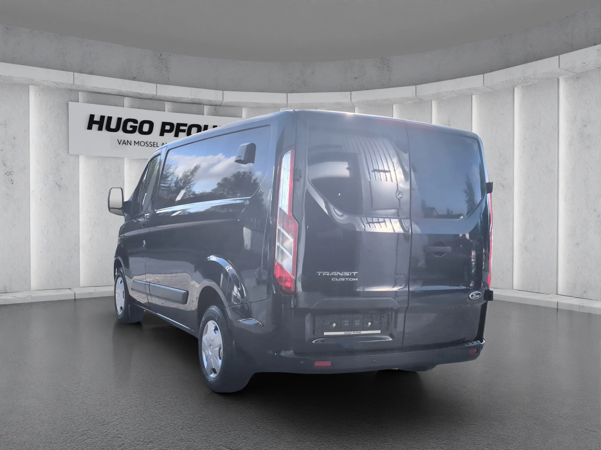 Ford-Transit Custom-image-2