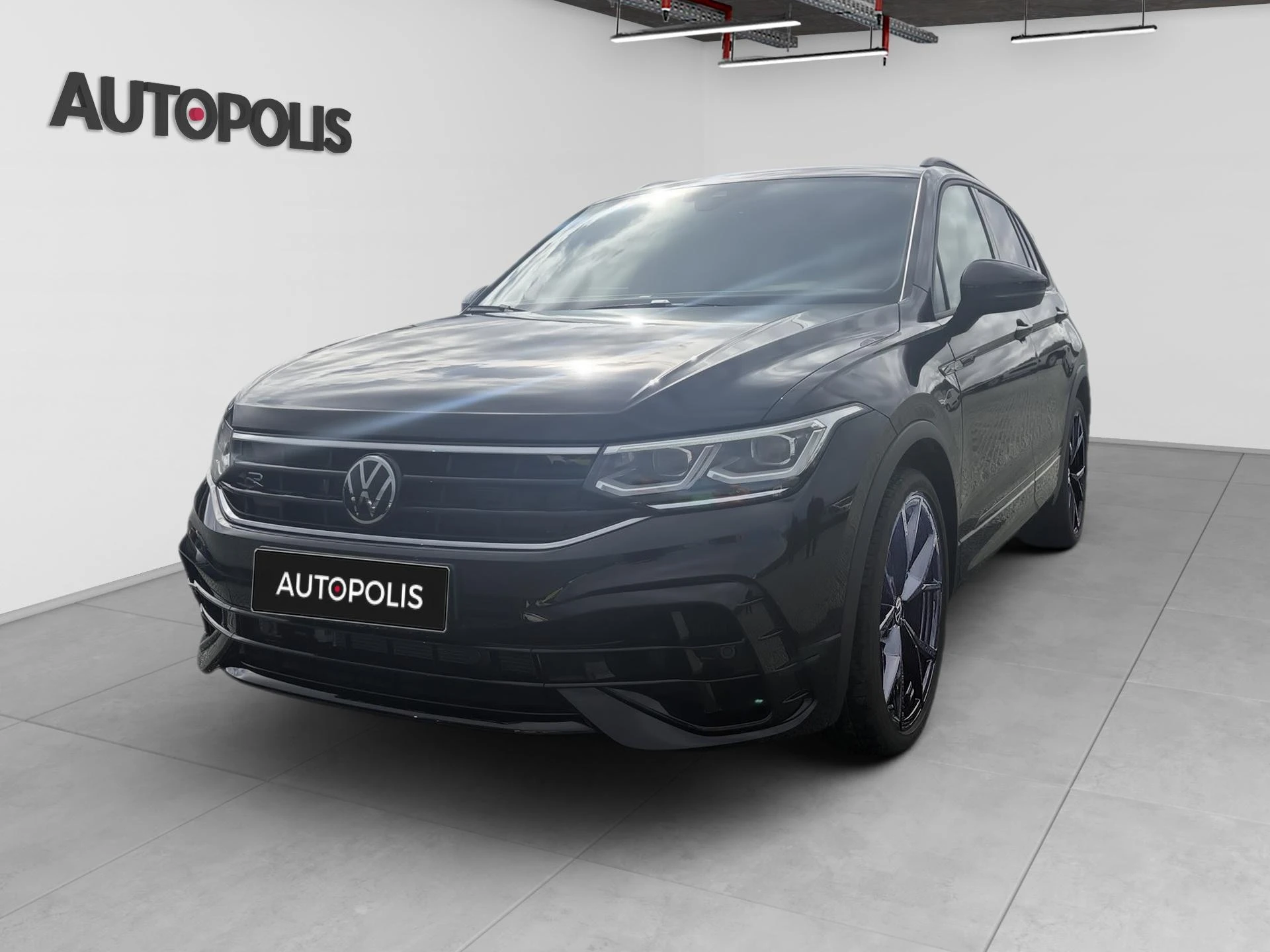 Volkswagen-Tiguan-image-17