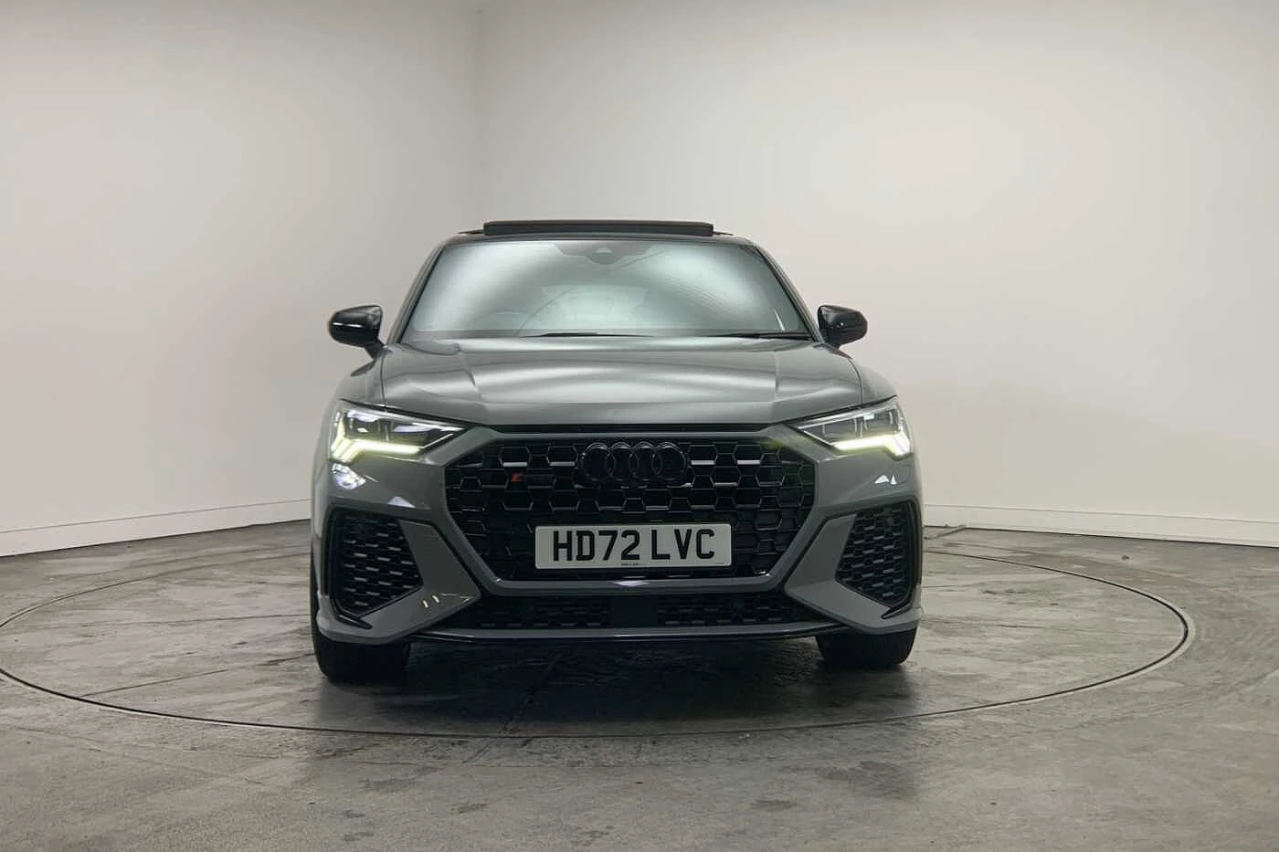 Audi-RSQ3-image-6