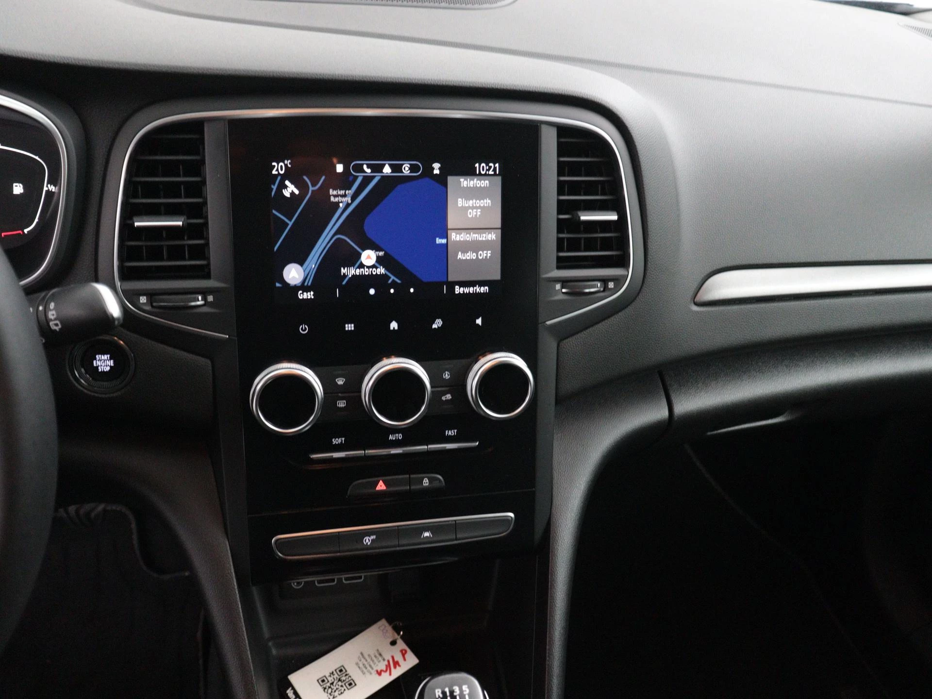 Renault-Mégane Estate-image-12