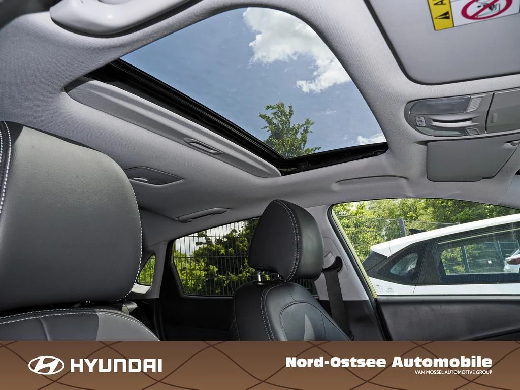 Hyundai Kona 1.6 T-GDI PREMIUM 2WD HUD TEMPO KAMERA PDC Premium