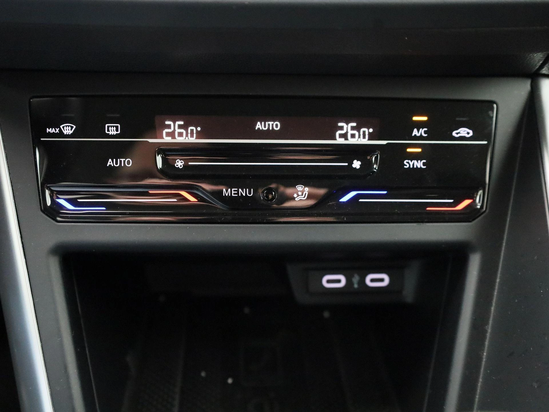 Volkswagen-Polo-image-19